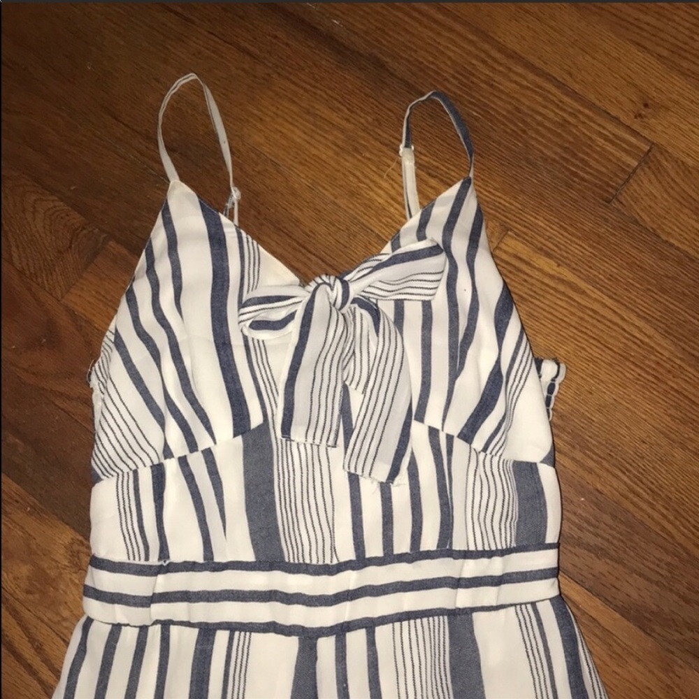 Jumper - Picture 2 of 4